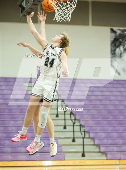Thumbnail 2 in Desert Hills vs. Tooele (Riverton Holiday Tournament) photogallery.