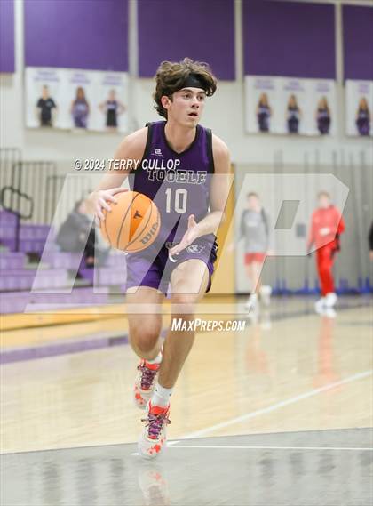 Thumbnail 2 in Desert Hills vs. Tooele (Riverton Holiday Tournament) photogallery.