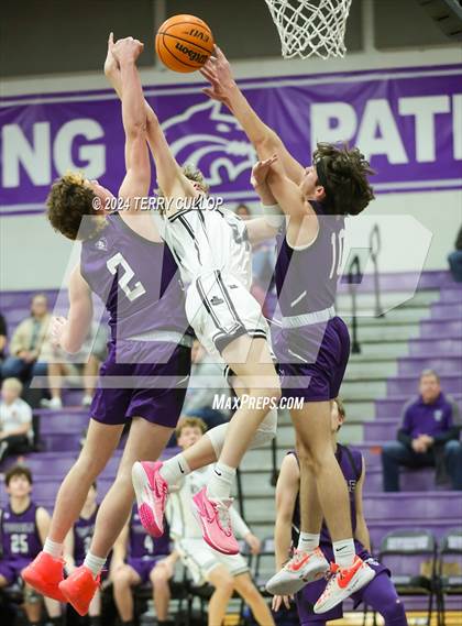 Thumbnail 1 in Desert Hills vs. Tooele (Riverton Holiday Tournament) photogallery.