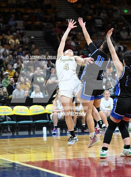 Thumbnail 3 in Grandview vs. Monarch (CHSAA 6A Final) photogallery.