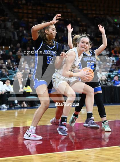 Thumbnail 2 in Grandview vs. Monarch (CHSAA 6A Final) photogallery.