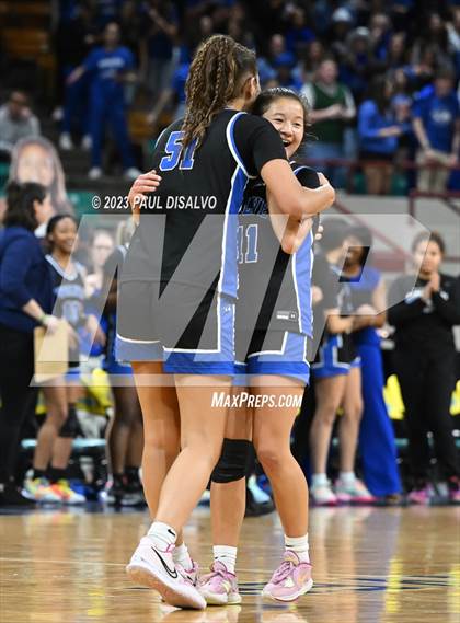 Thumbnail 3 in Grandview vs. Monarch (CHSAA 6A Final) photogallery.