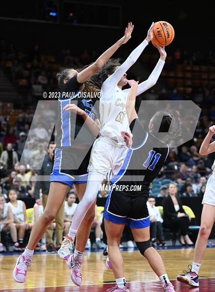 Thumbnail 3 in Grandview vs. Monarch (CHSAA 6A Final) photogallery.