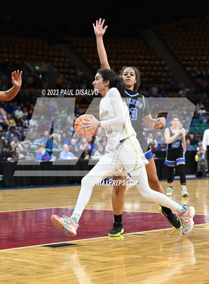 Thumbnail 2 in Grandview vs. Monarch (CHSAA 6A Final) photogallery.