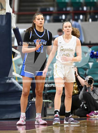 Thumbnail 2 in Grandview vs. Monarch (CHSAA 6A Final) photogallery.
