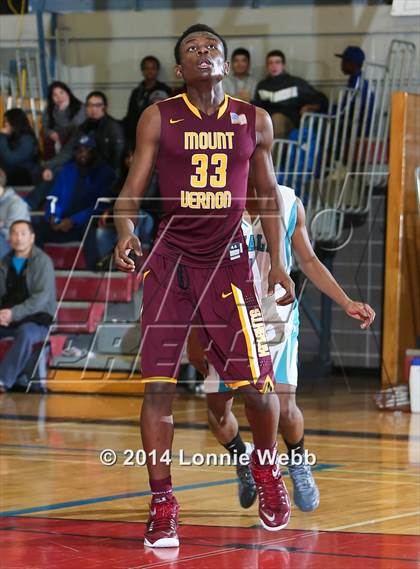 Thumbnail 2 in Mt. Vernon vs Bishop McNally (REB Invitational) photogallery.