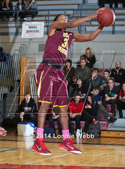 Thumbnail 2 in Mt. Vernon vs Bishop McNally (REB Invitational) photogallery.