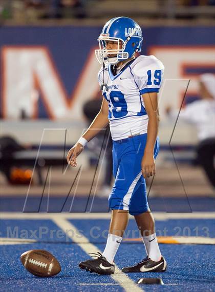 Thumbnail 3 in Lompoc @ Chaminade (CIF SS Semifinal) photogallery.