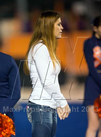 Thumbnail 2 in Lompoc @ Chaminade (CIF SS Semifinal) photogallery.