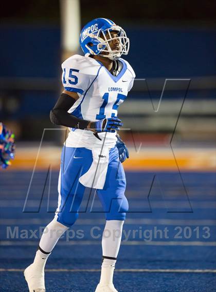 Thumbnail 2 in Lompoc @ Chaminade (CIF SS Semifinal) photogallery.