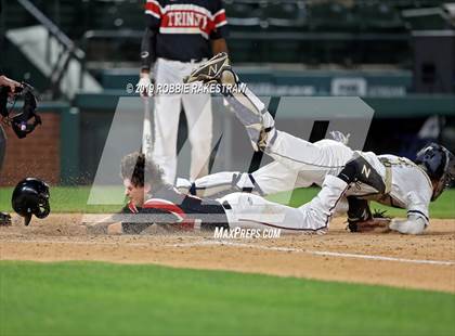 Thumbnail 3 in Trinity vs. Flower Mound (UIL 6A Regional Semifinal) photogallery.