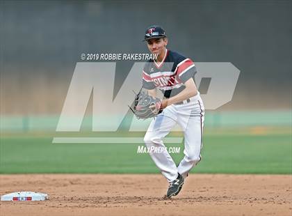 Thumbnail 3 in Trinity vs. Flower Mound (UIL 6A Regional Semifinal) photogallery.