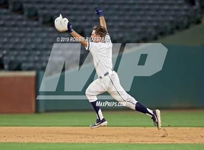 Thumbnail 3 in Trinity vs. Flower Mound (UIL 6A Regional Semifinal) photogallery.