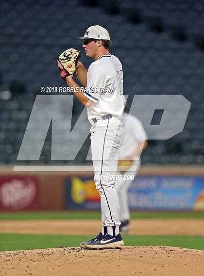 Thumbnail 1 in Trinity vs. Flower Mound (UIL 6A Regional Semifinal) photogallery.