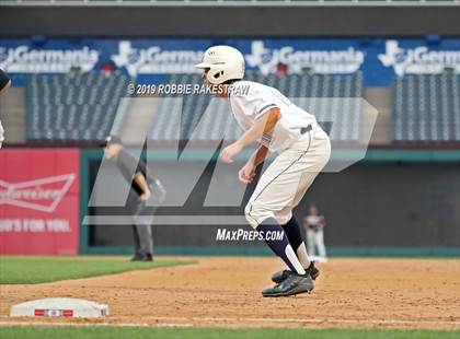 Thumbnail 3 in Trinity vs. Flower Mound (UIL 6A Regional Semifinal) photogallery.