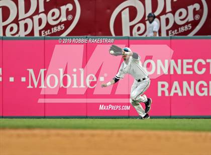 Thumbnail 2 in Trinity vs. Flower Mound (UIL 6A Regional Semifinal) photogallery.