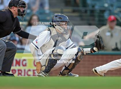 Thumbnail 2 in Trinity vs. Flower Mound (UIL 6A Regional Semifinal) photogallery.