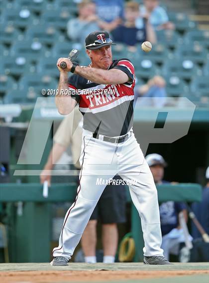 Thumbnail 3 in Trinity vs. Flower Mound (UIL 6A Regional Semifinal) photogallery.