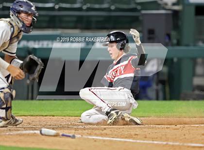 Thumbnail 1 in Trinity vs. Flower Mound (UIL 6A Regional Semifinal) photogallery.