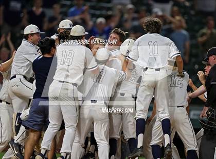 Thumbnail 2 in Trinity vs. Flower Mound (UIL 6A Regional Semifinal) photogallery.