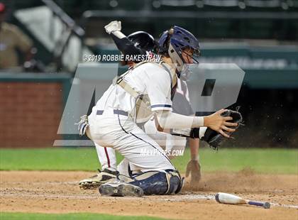 Thumbnail 3 in Trinity vs. Flower Mound (UIL 6A Regional Semifinal) photogallery.