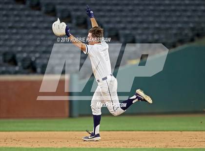 Thumbnail 1 in Trinity vs. Flower Mound (UIL 6A Regional Semifinal) photogallery.