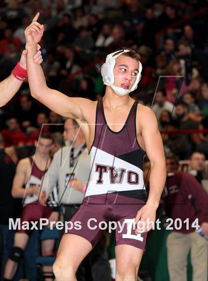 Thumbnail 1 in NYSPHSAA Championships (Division I Semifinals) photogallery.