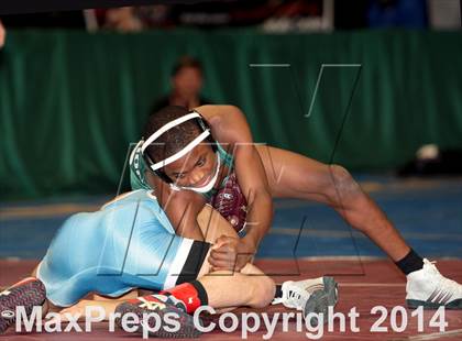 Thumbnail 2 in NYSPHSAA Championships (Division I Semifinals) photogallery.