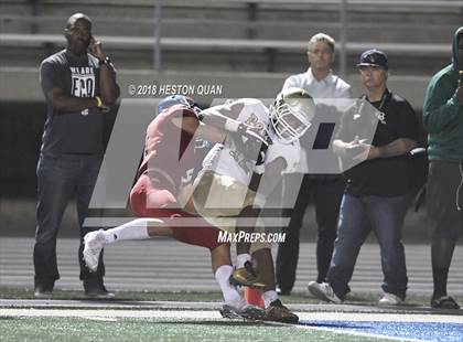 Thumbnail 2 in Long Beach Poly vs. Los Alamitos photogallery.