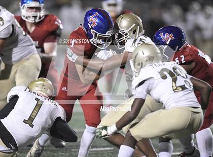 Thumbnail 1 in Long Beach Poly vs. Los Alamitos photogallery.