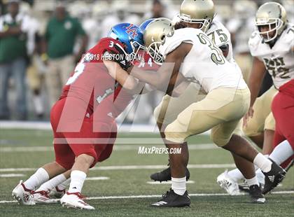 Thumbnail 3 in Long Beach Poly vs. Los Alamitos photogallery.