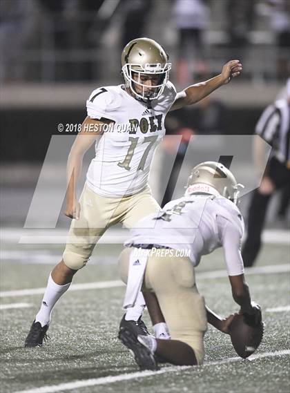 Thumbnail 3 in Long Beach Poly vs. Los Alamitos photogallery.
