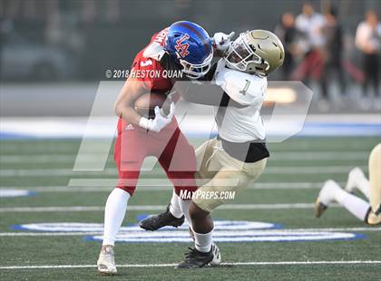 Thumbnail 1 in Long Beach Poly vs. Los Alamitos photogallery.