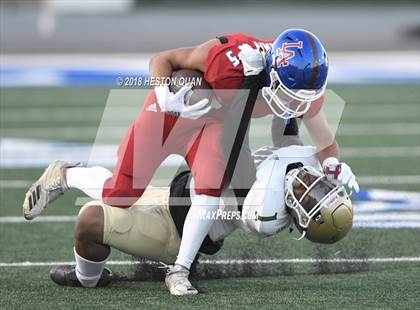 Thumbnail 1 in Long Beach Poly vs. Los Alamitos photogallery.