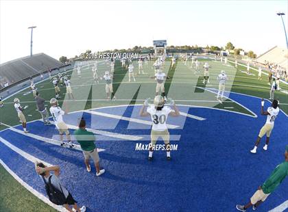 Thumbnail 1 in Long Beach Poly vs. Los Alamitos photogallery.