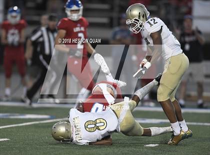 Thumbnail 2 in Long Beach Poly vs. Los Alamitos photogallery.