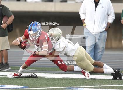 Thumbnail 1 in Long Beach Poly vs. Los Alamitos photogallery.