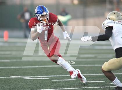 Thumbnail 2 in Long Beach Poly vs. Los Alamitos photogallery.