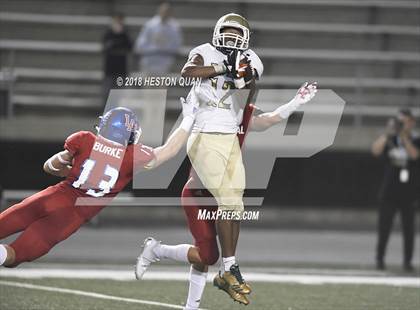 Thumbnail 1 in Long Beach Poly vs. Los Alamitos photogallery.