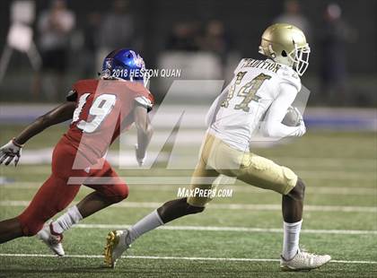 Thumbnail 1 in Long Beach Poly vs. Los Alamitos photogallery.