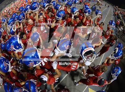 Thumbnail 3 in Long Beach Poly vs. Los Alamitos photogallery.