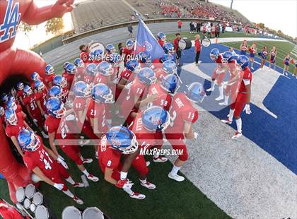 Thumbnail 2 in Long Beach Poly vs. Los Alamitos photogallery.