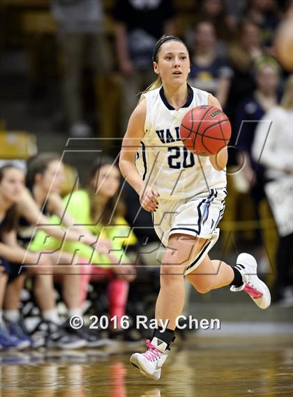 Thumbnail 1 in Evergreen vs. Valor Christian (CHSAA 4A Final) photogallery.