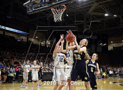 Thumbnail 2 in Evergreen vs. Valor Christian (CHSAA 4A Final) photogallery.