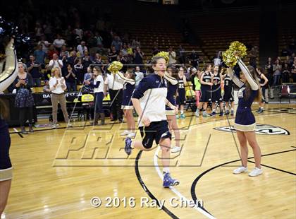 Thumbnail 3 in Evergreen vs. Valor Christian (CHSAA 4A Final) photogallery.