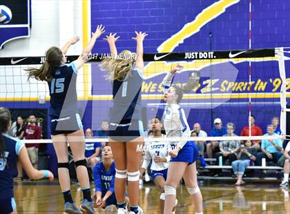 Thumbnail 2 in Marymount vs. Xavier College Prep (Durango Fall Championship) photogallery.