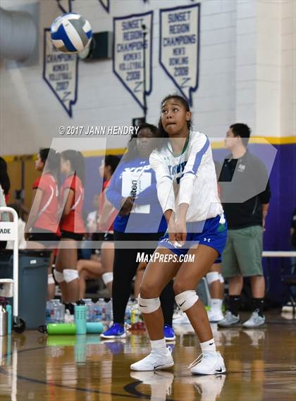 Thumbnail 3 in Marymount vs. Xavier College Prep (Durango Fall Championship) photogallery.