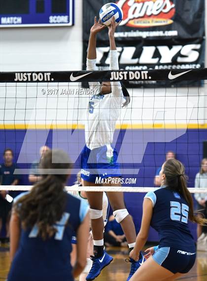 Thumbnail 3 in Marymount vs. Xavier College Prep (Durango Fall Championship) photogallery.
