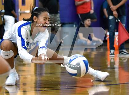 Thumbnail 2 in Marymount vs. Xavier College Prep (Durango Fall Championship) photogallery.