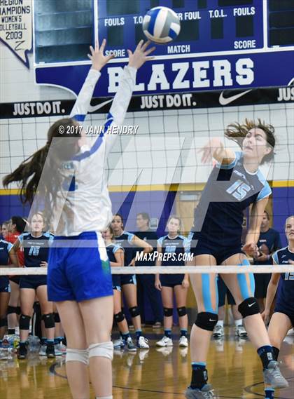 Thumbnail 3 in Marymount vs. Xavier College Prep (Durango Fall Championship) photogallery.